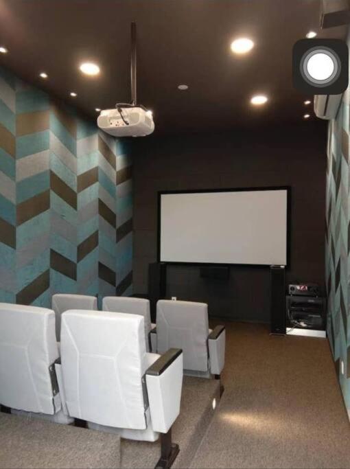 Cozy Mayfair Homestay Пучонг Екстер'єр фото