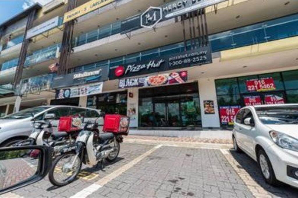 Cozy Mayfair Homestay Пучонг Екстер'єр фото